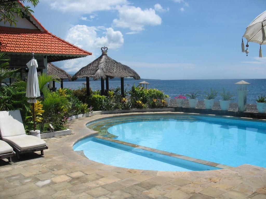 Kembali Beach Bungalows Амед Экстерьер фото