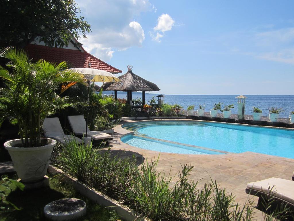 Kembali Beach Bungalows Амед Экстерьер фото